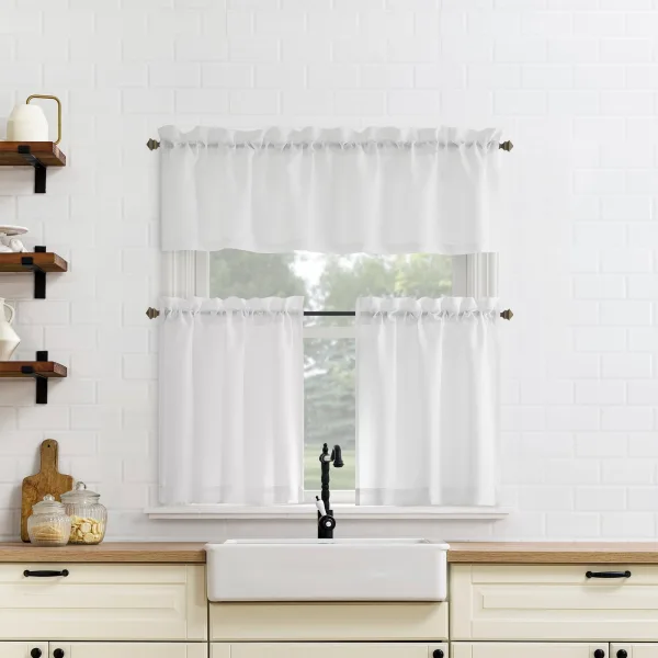 JUEGO DE CORTINAS DE ESTAMPADO LISO, FALDONES Y CENEFA, 3 PIEZAS BLANCO.